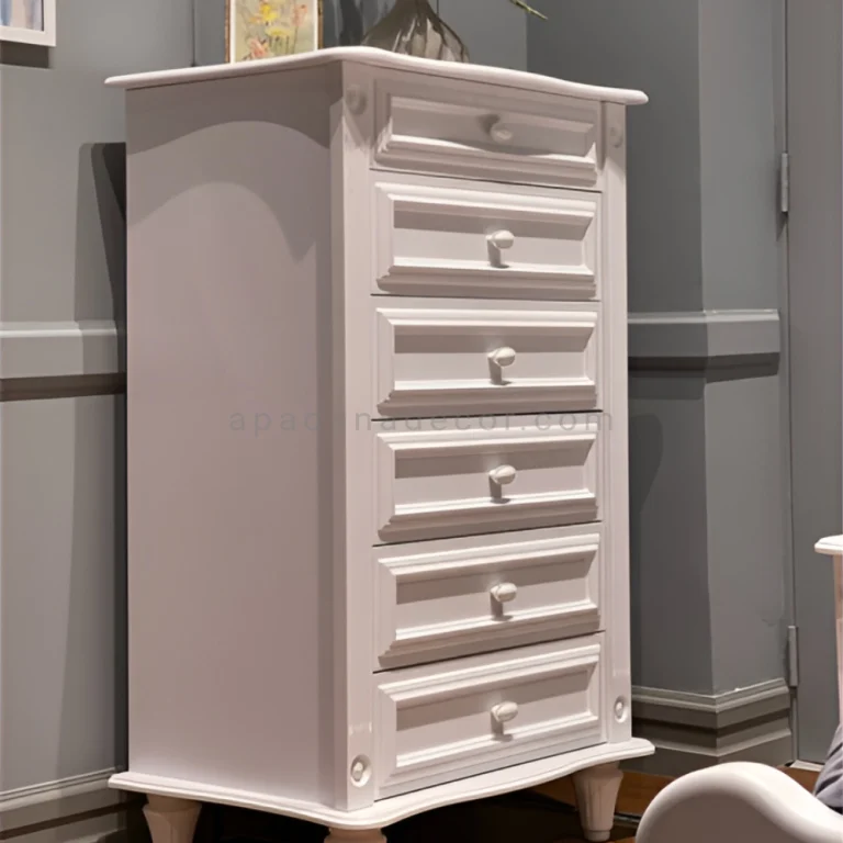 فایل پنج کشو کوئین سیلور نوجوان