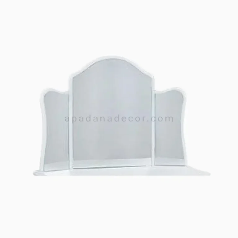 قاب آینه کوئین سیلور نوجوان